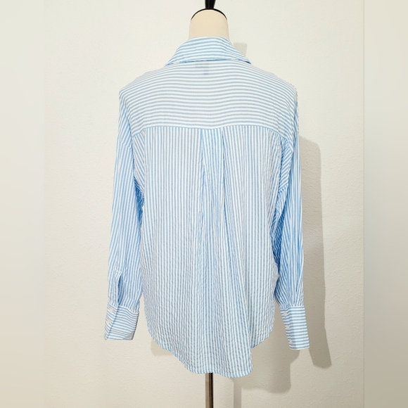 Vero Moda Woman's Oversize Size Small Button Up Shirt Blue White Stripe Blouse - Picture 5 of 14
